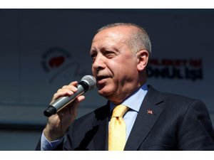 Cumhurbaşkanı Erdoğan: "Bizler teröristlerle omuz omuza yürüyenlere hadi yürüyün diyemeyiz" (1)
