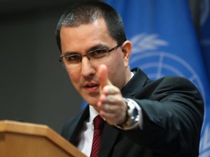Venezuela Dışişleri Bakanı: 'İnsanlığın geleceği için acilen istifa edin'