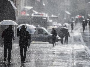 Meteoroloji'den Türkiye'nin güneyi için sağanak ve fırtına uyarısı