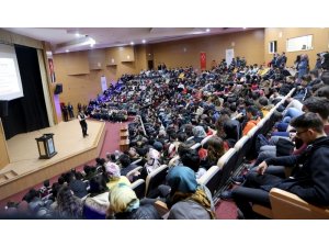 Bingöl Üniversitesi’nde ’Oku, Karanlıktan Aydınlığa’ Konferansı
