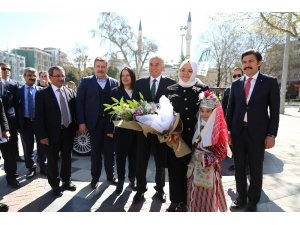 Bakan Selçuk: “Başkan Osman Zolan Denizli için bir fırsat”