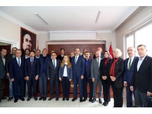 AK Parti Konya’dan MHP’ye teşekkür ziyareti