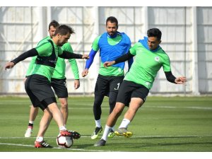 Atiker Konyaspor, M. Başakşehir hazırlıklarını sürdürdü