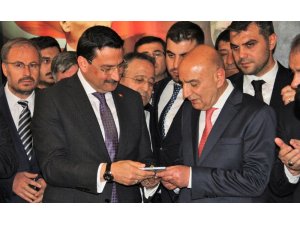 Keçiören’in yeni Belediye Başkanı Altınok görevi Mustafa Ak’tan devraldı