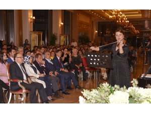 Anadolu’nun en uzun soluklu müzik festivali Afyonkarahisar’da açılış konseriyle başladı