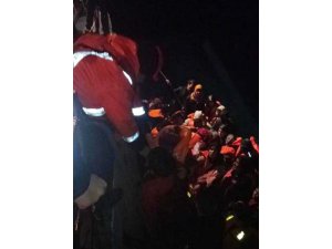 Enez’de lastik botta 43 düzensiz göçmen yakalandı