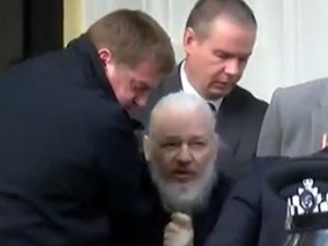 Wikileaks’in kurucusu tutuklandı