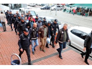 Kocaeli’de FETÖ’den gözaltına 14 kişiden 2’si tutuklandı