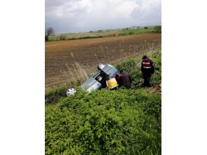 Kahramanmaraş’ta hafif ticari araç şarampole yuvarlandı: 4 yaralı