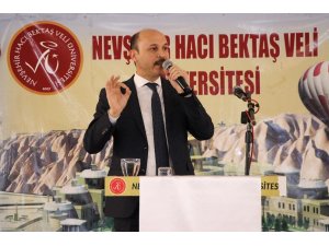 Türk Eğitim-Sen Genel Başkanı Talip Geylan, "Çalışanların insanca yaşayabileceği bir ücret istiyoruz"