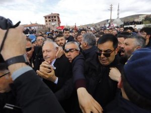 Kılıçdaroğlu'na saldırı anının görüntüleri