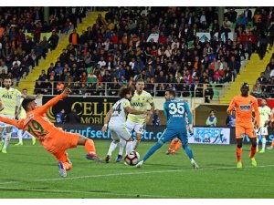 Spor Toto Süper Lig: Aytemiz Alanyaspor: 1 - Fenerbahçe: 0 (Maç sonucu)