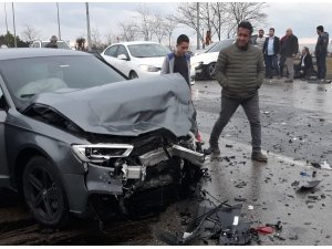 Trabzonsporlu oyuncu Hüseyin Türkmen kaza yaptı