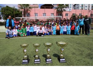 Meryem-Mehmet Kayhan Ortaokulu Adana şampiyonu