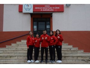 Türkiye’yi Rusya’da temsil edecek 5 sporcu yola çıktı