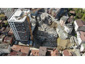 Kağıthane’deki yıkılan binaların enkazı havadan görüntülendi