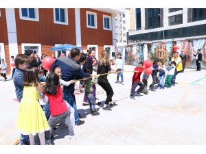 Medical Park Gaziantep hastanesinde geleneksel sokak oyunları şenliği
