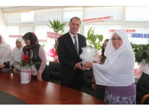 AK Gönül Dostu Kadınlar Grubu’ndan Başkan Çam’a ziyaret