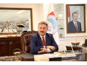 Melikgazi Belediye Başkanı Dr. Mustafa Palancıoğlu, “Küçükali Mahallesi Kentsel Dönüşüm Alanında Yol, Kaldırım ve Çevre Düzenleme Çalışması yapılıyor ”