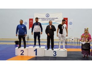 MAKÜ Güreş Takımı Türkiye Şampiyonu Oldu