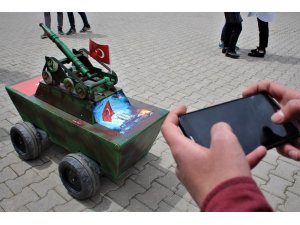 Lise öğrencisi ’insansız mini tank’ tasarladı