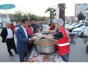 Cizre TSO ve Kızılay iş birliği ile iftar çadırı açıldı