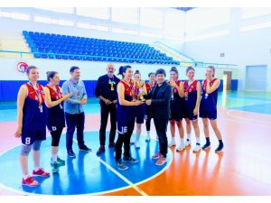 ASÜ Kadın Basketbol Takımı Süper Lig’e yükseldi