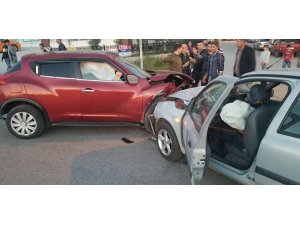 Ankara’da trafik kazası: 6 yaralı