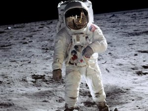 NASA açıkladı! Ay’a gidecek ilk kadın astronot için tarih belli oldu