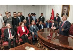 Kılıçdaroğlu İlkadım Belediye Başkanı Demirtaş’ı ziyaret etti