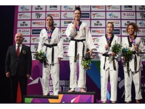 Dünya Tekvando Şampiyonası’nda İrem Yaman altın madalya kazandı