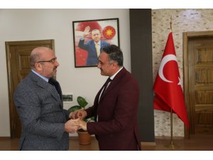 Kayseri Üniversitesi Rektörü Karamustafa’dan Cabbar Başkan’a Ziyaret