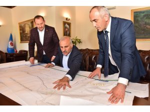 Başkan Zorluoğlu, doğal gaz altyapı çalışmaları hakkında bilgi aldı