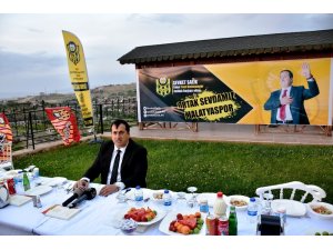 E. Yeni Malatyaspor’da Şevket Salik adaylığını açıkladı