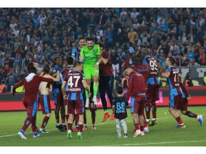 Trabzonspor, liderin ardından en iyi iç saha takımı oldu