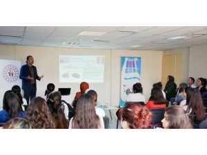 Aydın’da gençlere ‘Psikolojik dayanaklılık’ semineri