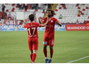 Antalyaspor’da Sangare’ye Milli davet