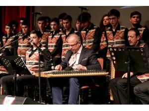 Dünyaca ünlü kanun virtüözü Sivas’ta konser verdi