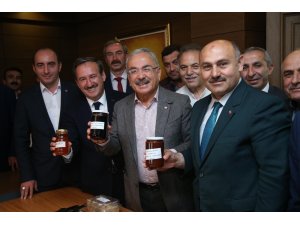 Başkan Güler: “Yöresel ürünlerin üretimini teşvik edeceğiz”