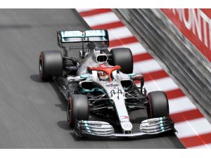 Mercedes-AMG Petronas 6. zaferi Hamilton’la elde etti