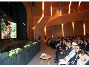 Cumhurbaşkanı Erdoğan, Hafızlık ve Kur’an-ı Kerim’i Güzel Okuma Yarışma ödül törenine katıldı