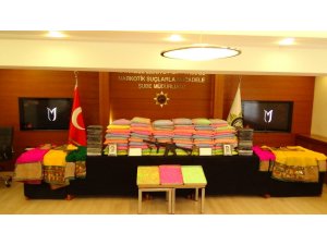İstanbul’da 2 milyona yakın uyuşturucu hap ile 30 kilo kokain ele geçirildi