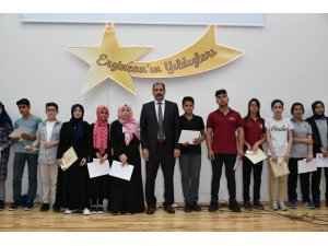 "Erzincan’ın yıldızları" ödüllendirildi