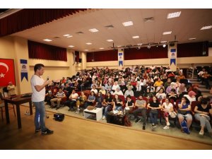 Erzincan Belediyesinden öğrencilere destek