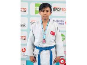 Salihlili 2 judocuya Balkan Şampiyonası’nda milli görev