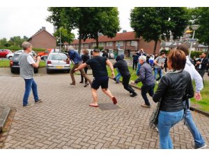 Hollanda’da İslam karşıtı eylem yapan Wagensveld’e tepki
