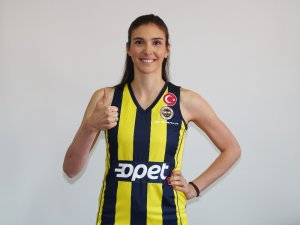 Fenerbahçe Opet 4 transferi birden açıkladı