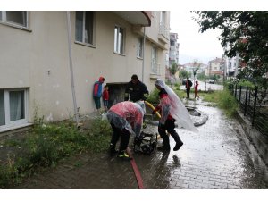 Bolu’da sağanak yağış su baskınlarına neden oldu