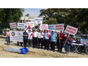 Söke Ovası Sulama Birliği’nde işten çıkarılan işçiler eylem başlattı