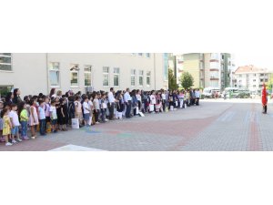 Osmangazi Okulları’nda karne heyecanı